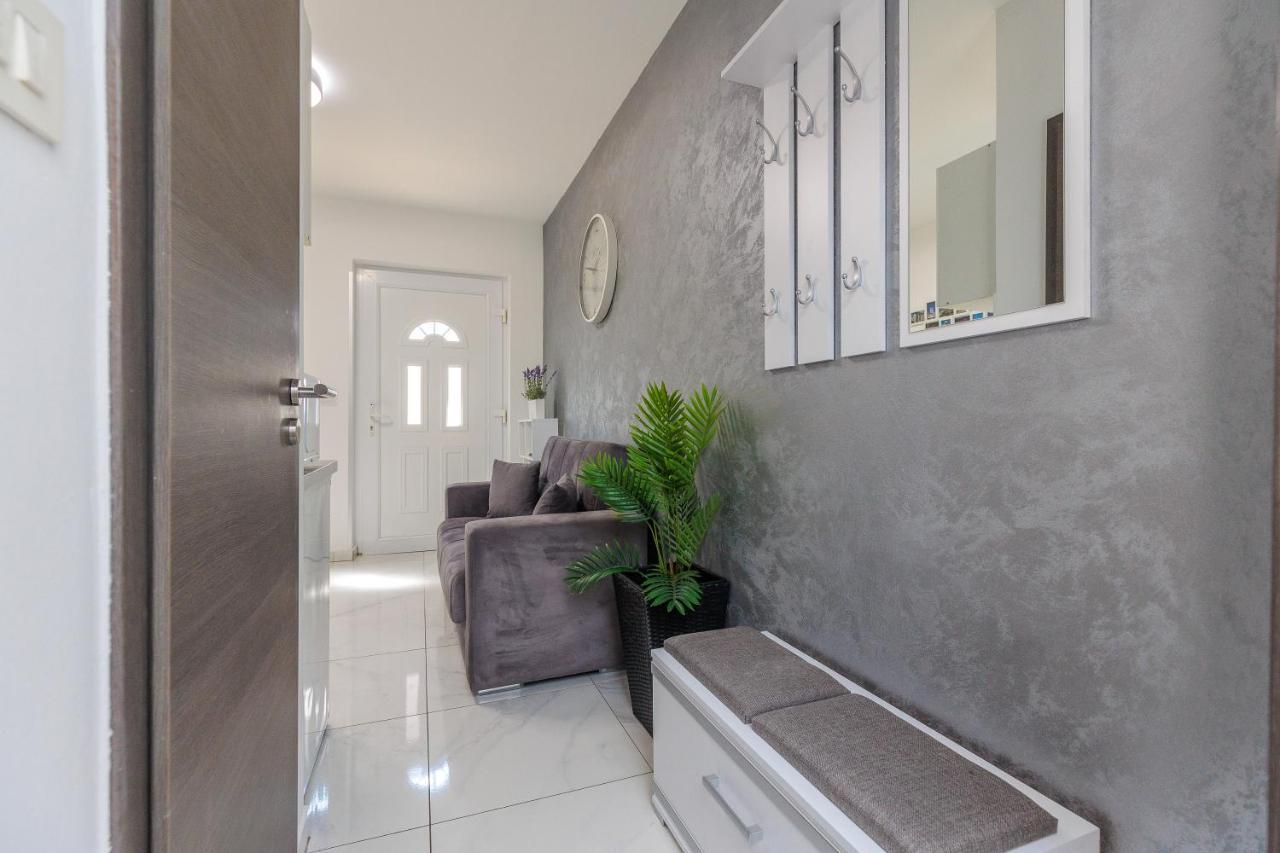 Apartment Ema Zadar Exteriör bild